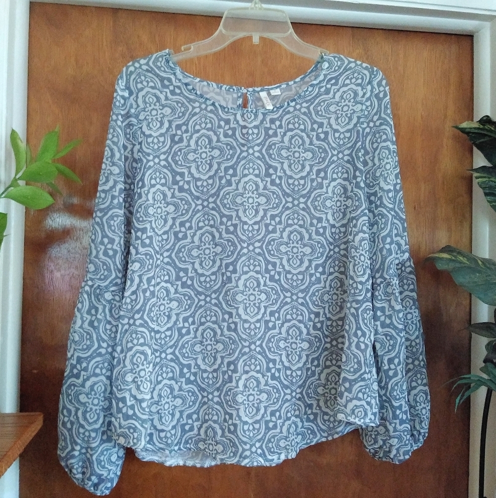 Was💲8! 🎉5/$20Pinky sheer blouse